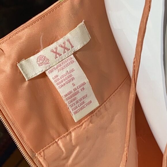 Forever 21 Pink Floral Satin Dress - Picture 7 of 7